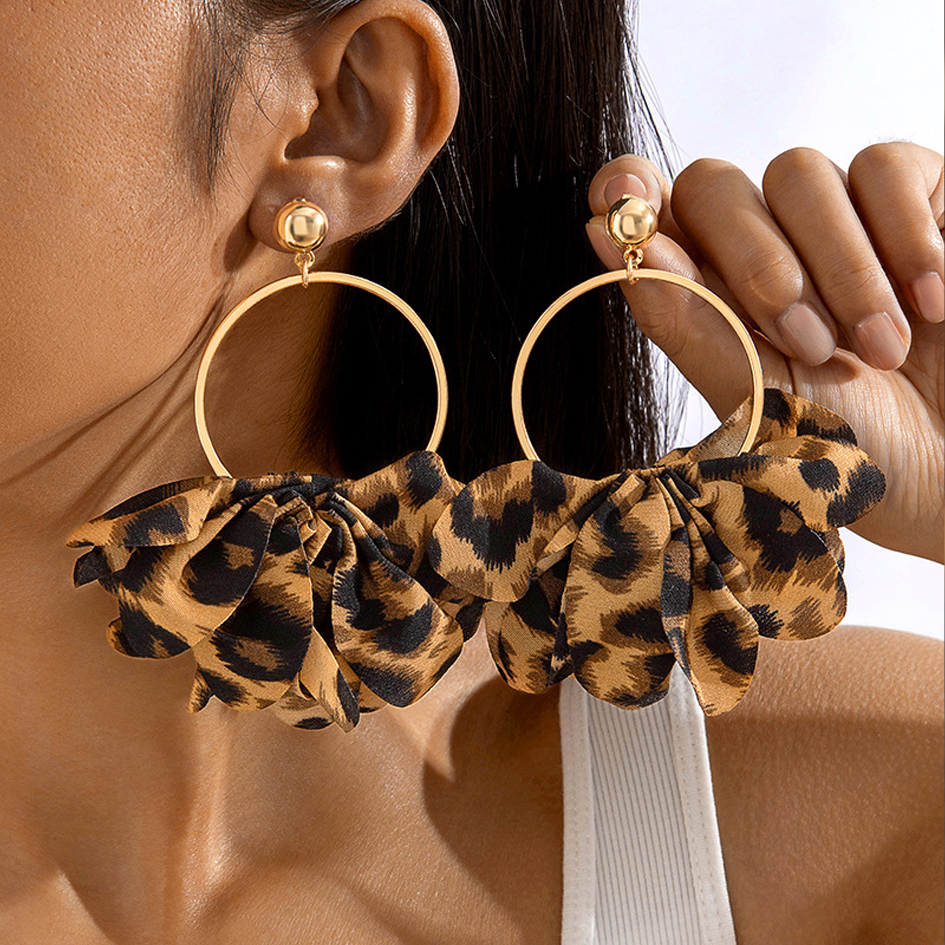 Beautiful Earring with Unique Style