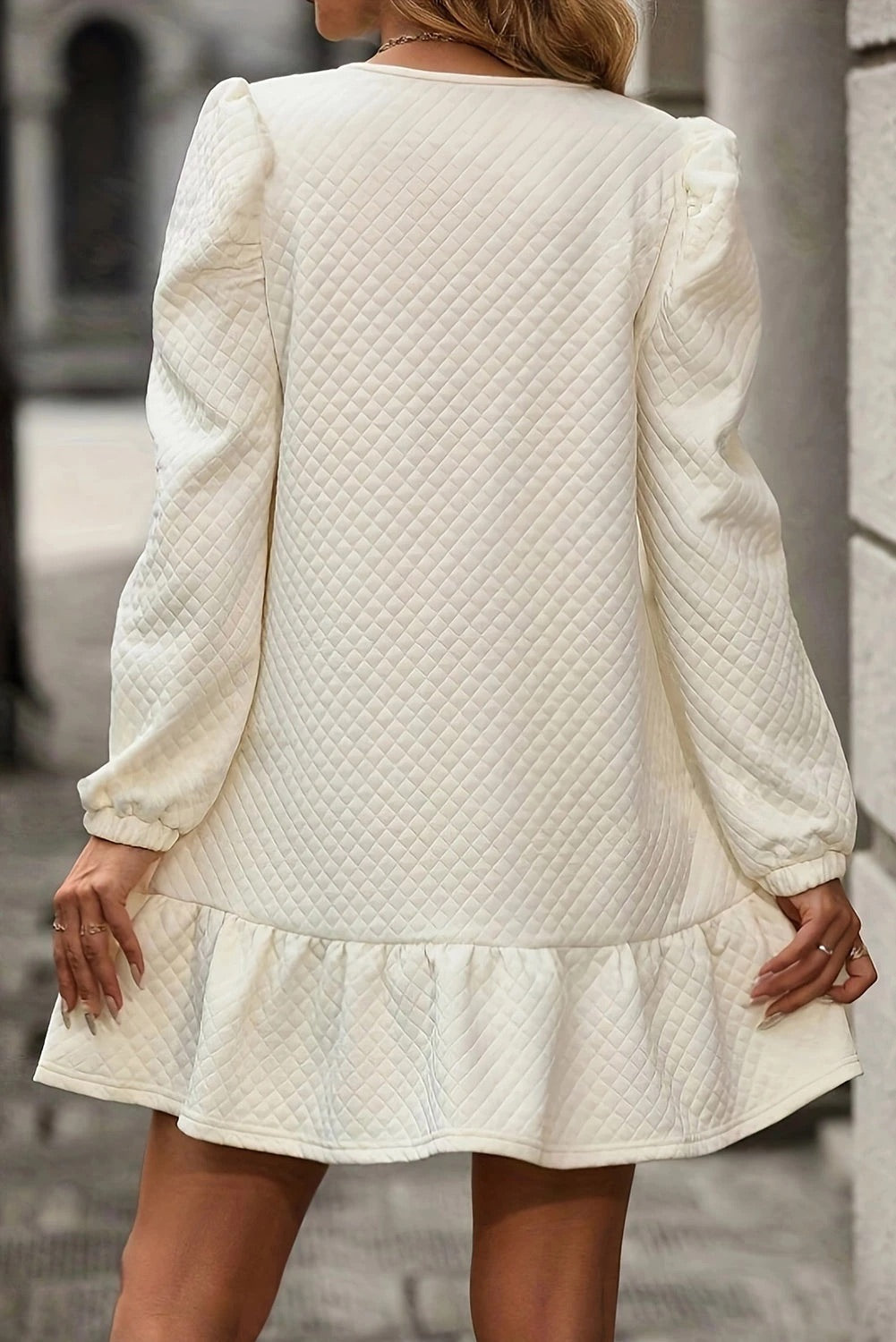 Gracefully Styled Dress for Any Occasion