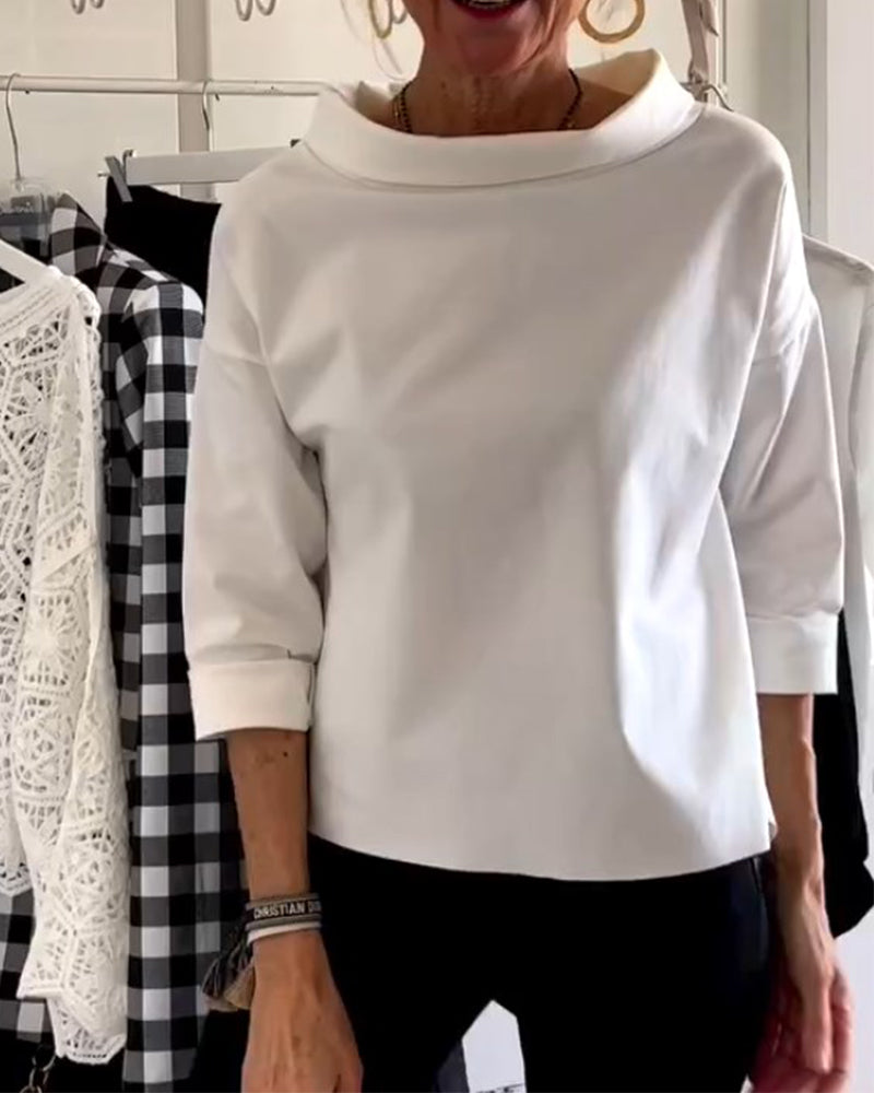 Polished Blouse with an Effortless Classic Look
