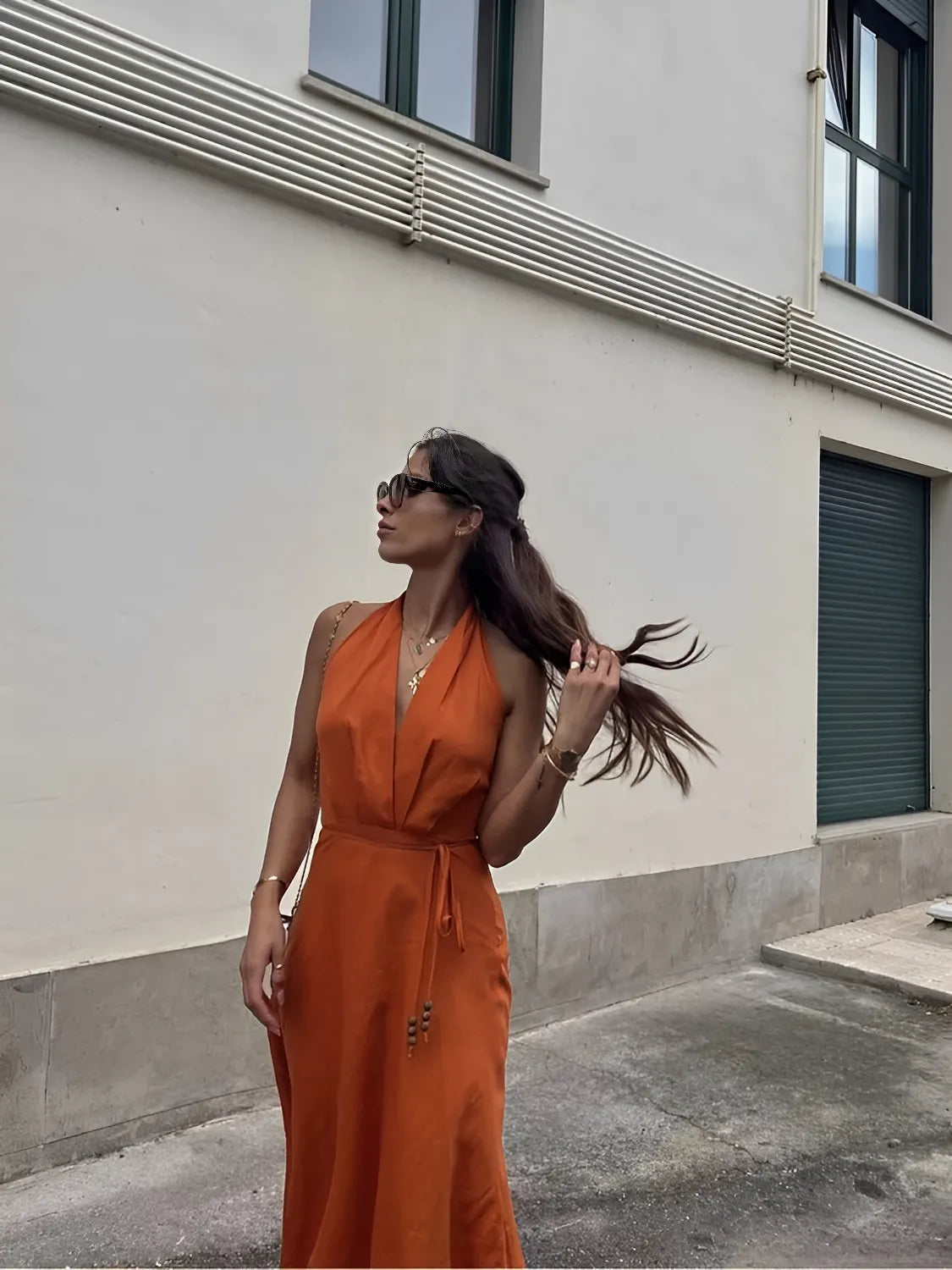 Beautifully Crafted Dress in a Classic Style