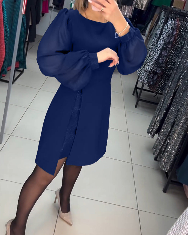 Classic Vintage Dress with a Flattering Fit