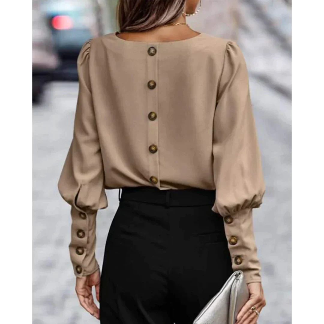 Elegantly Styled Blouse for Everyday Wear