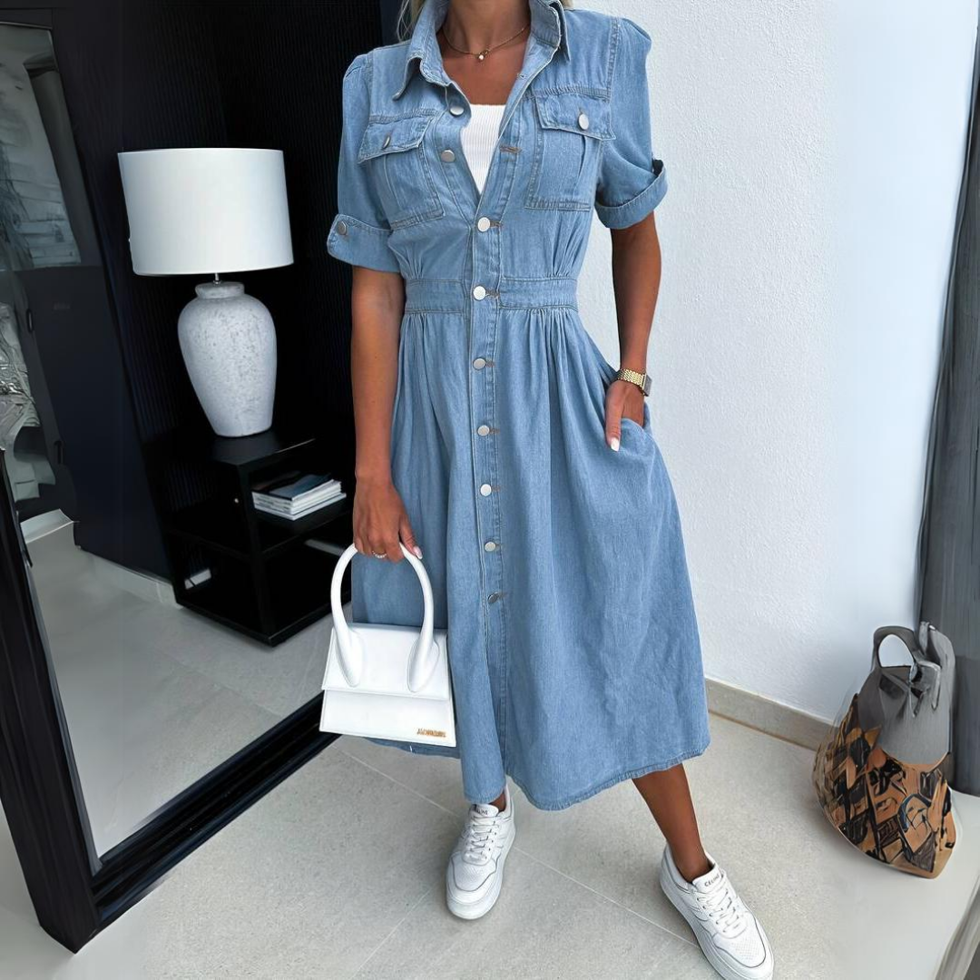 Classic Vintage & Enduringly Stylish Dress