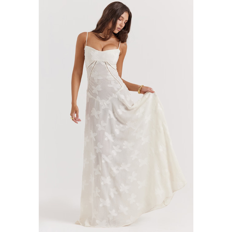 Beautifully Crafted Dress in a Classic Style