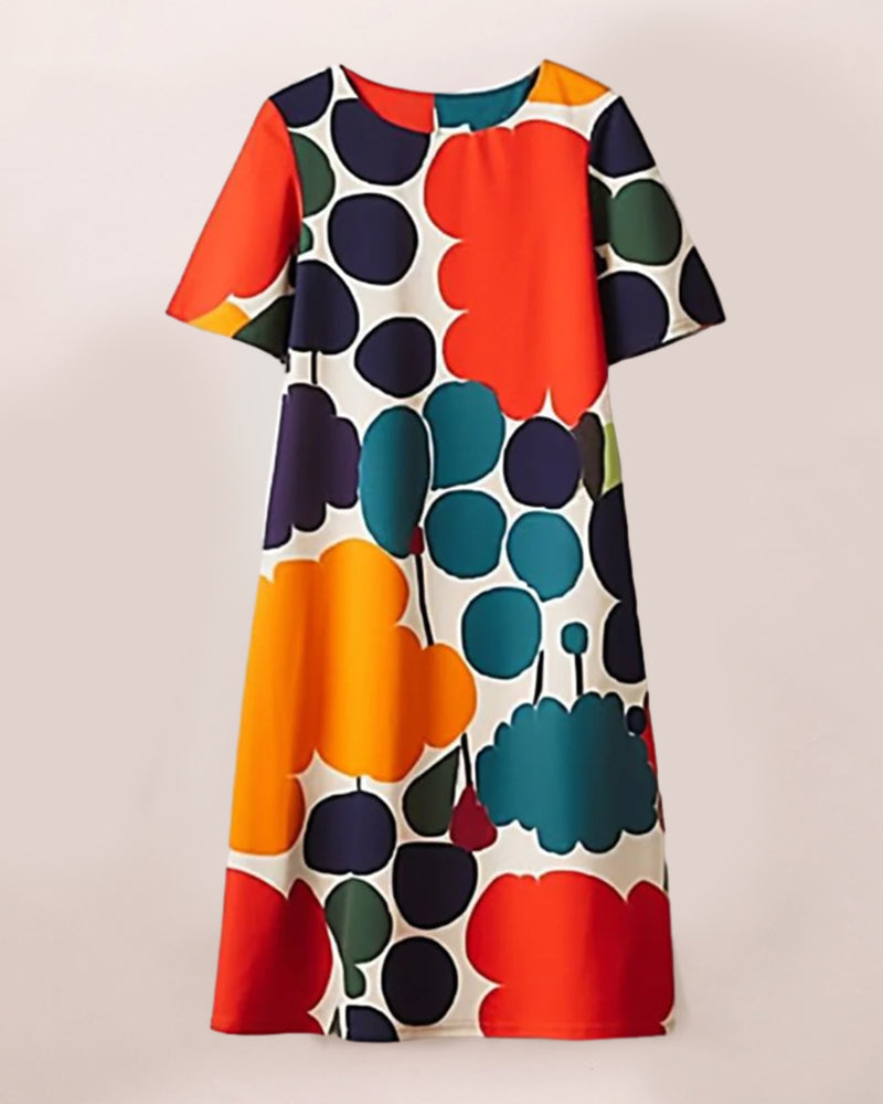 Classic Vintage Dress with a Flattering Fit