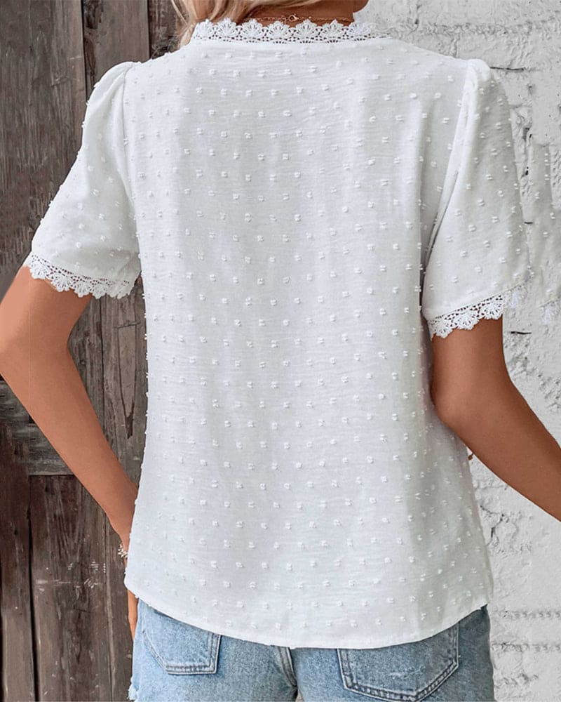 Beautifully Crafted Shirt in a Classic Style