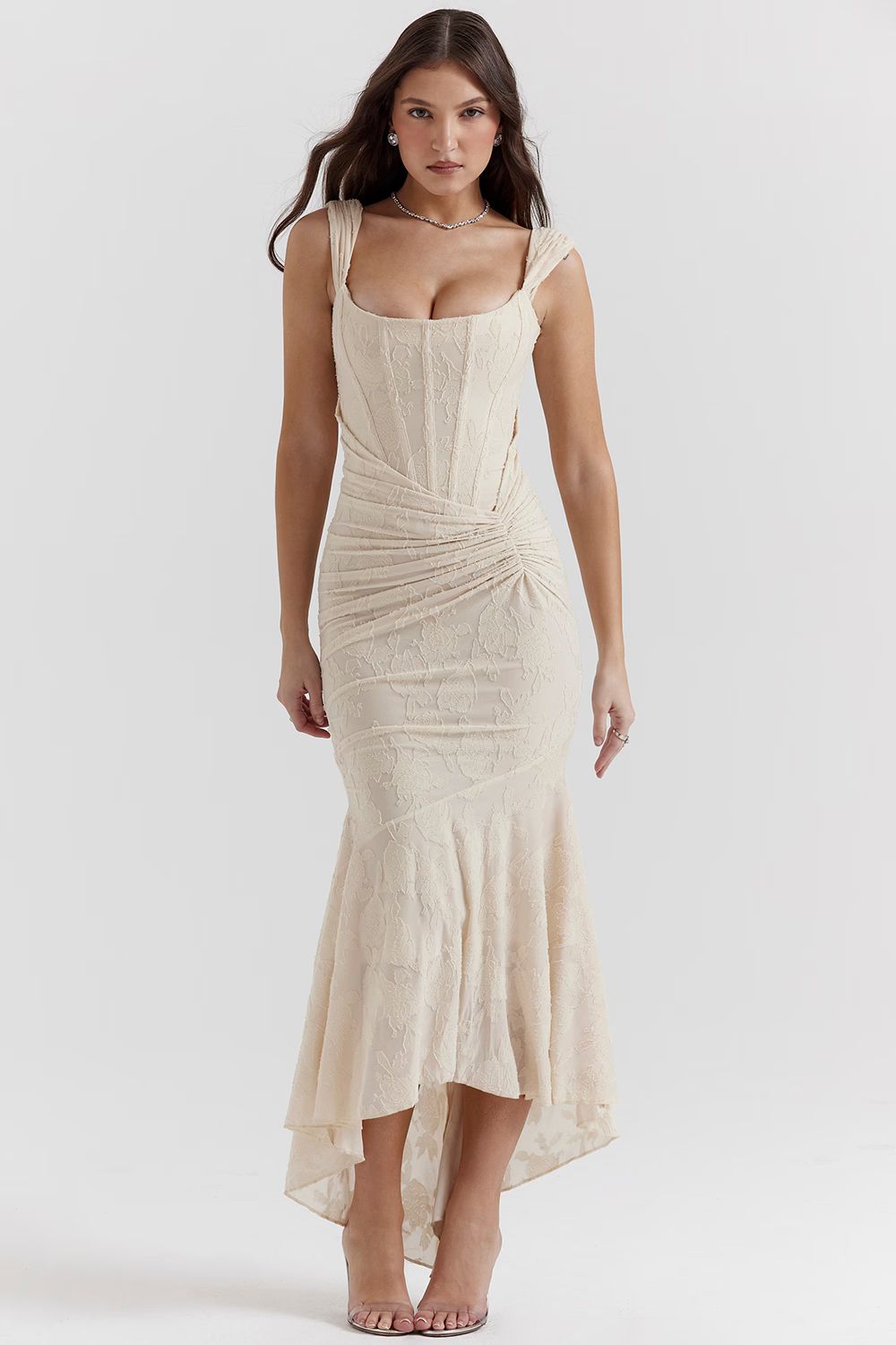 Beautifully Crafted Dress in a Classic Style