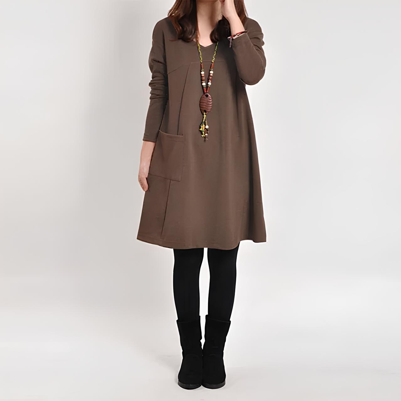 Gracefully Styled Dress for Any Occasion