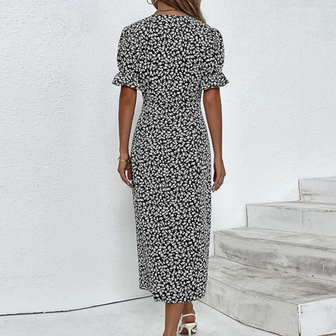 Effortlessly Elegant Dress with a Timeless Design