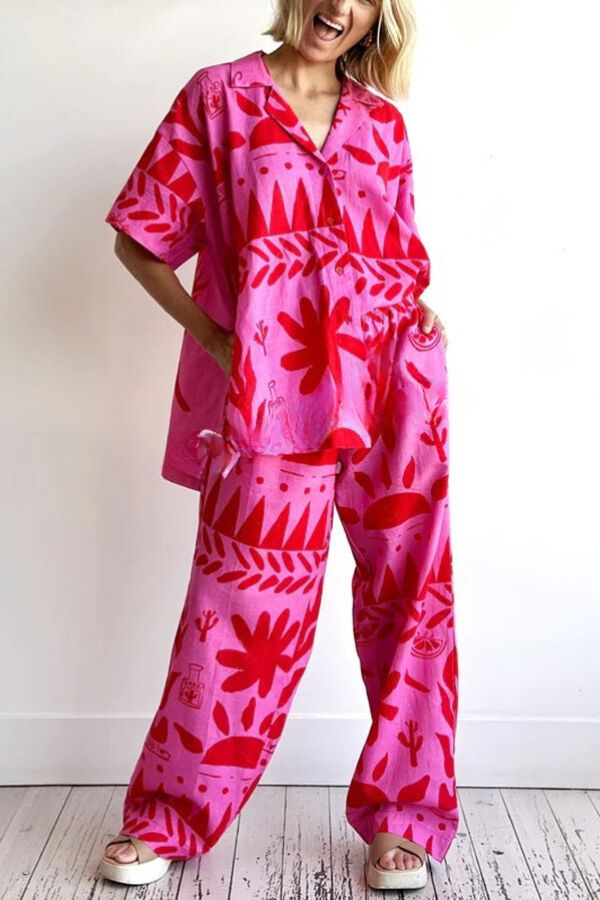 Classic Vintage Trousers with a Flattering Fit