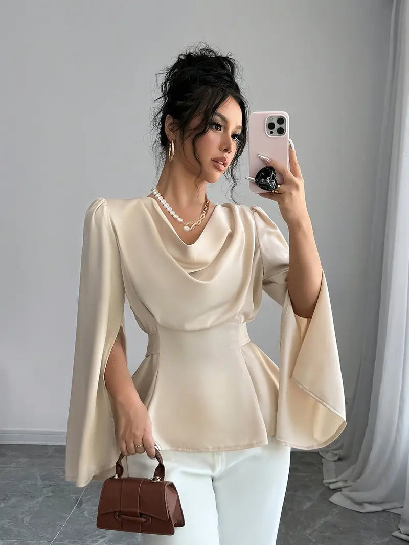 Well Tailored Blouse with a Graceful Silhouette