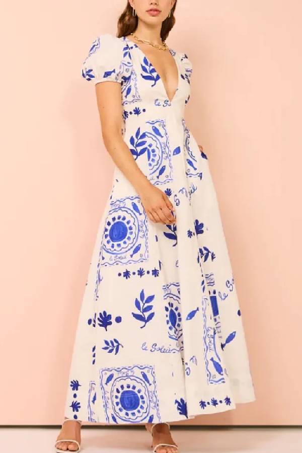 Classic Vintage & Enduringly Stylish Dress