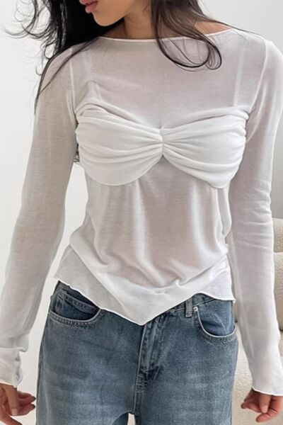 Well Tailored Blouse with a Graceful Silhouette