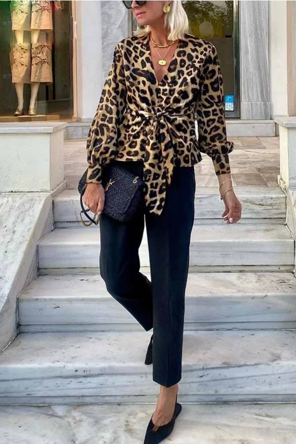 Beautifully Finished Blouse in a Timeless Design