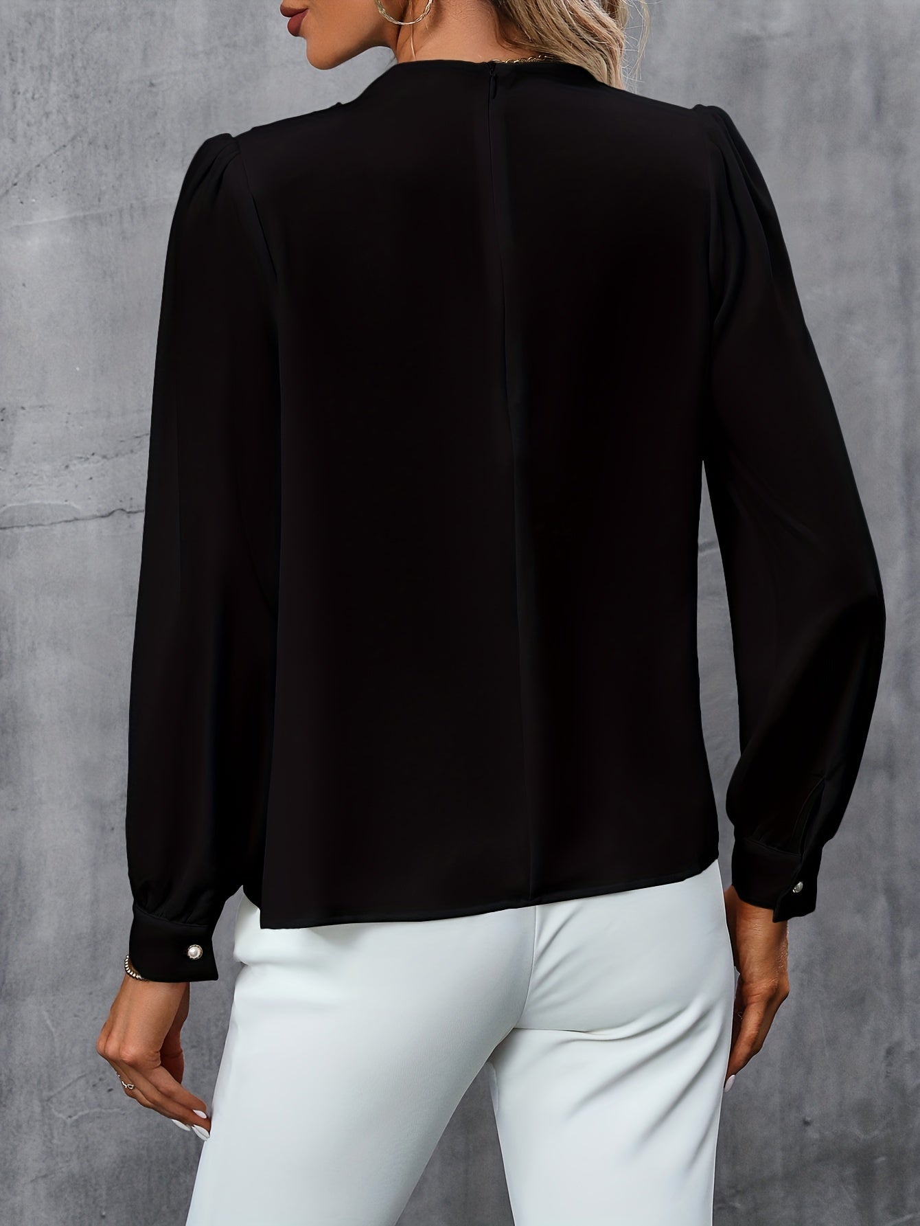Polished Blouse with an Effortless Classic Look