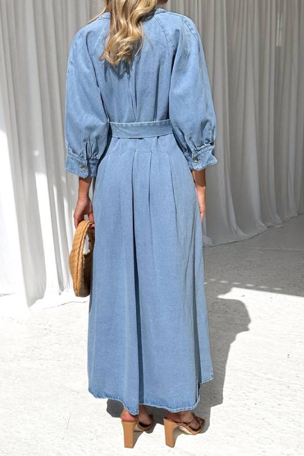 Polished Dress with an Effortless Classic Look