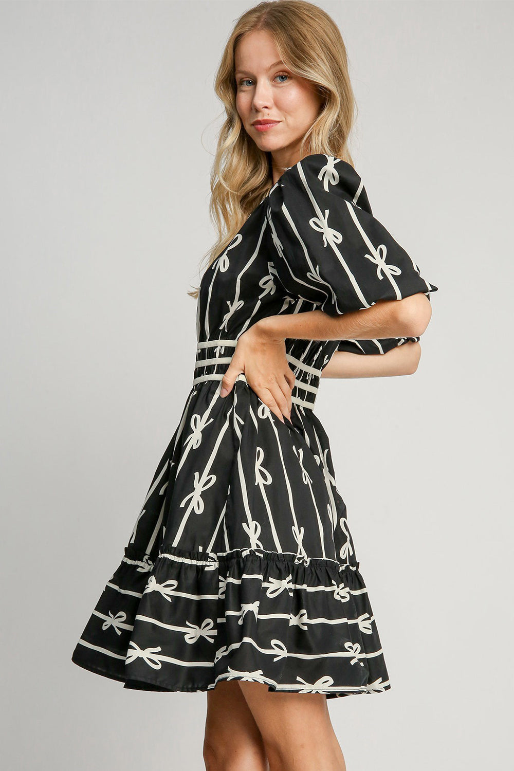 Well Tailored Dress with a Graceful Silhouette