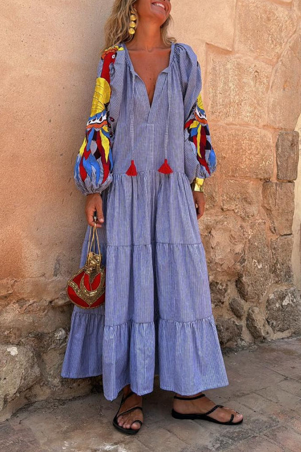 Classic Vintage Dress with a Flattering Fit