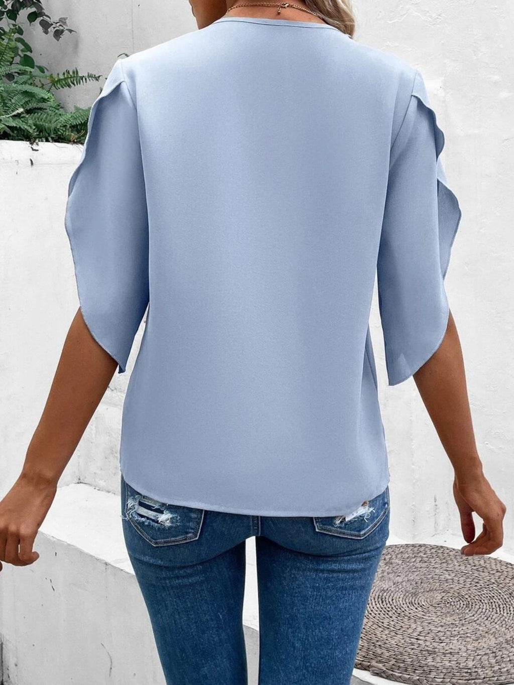 Classic Vintage Blouse with a Flattering Fit