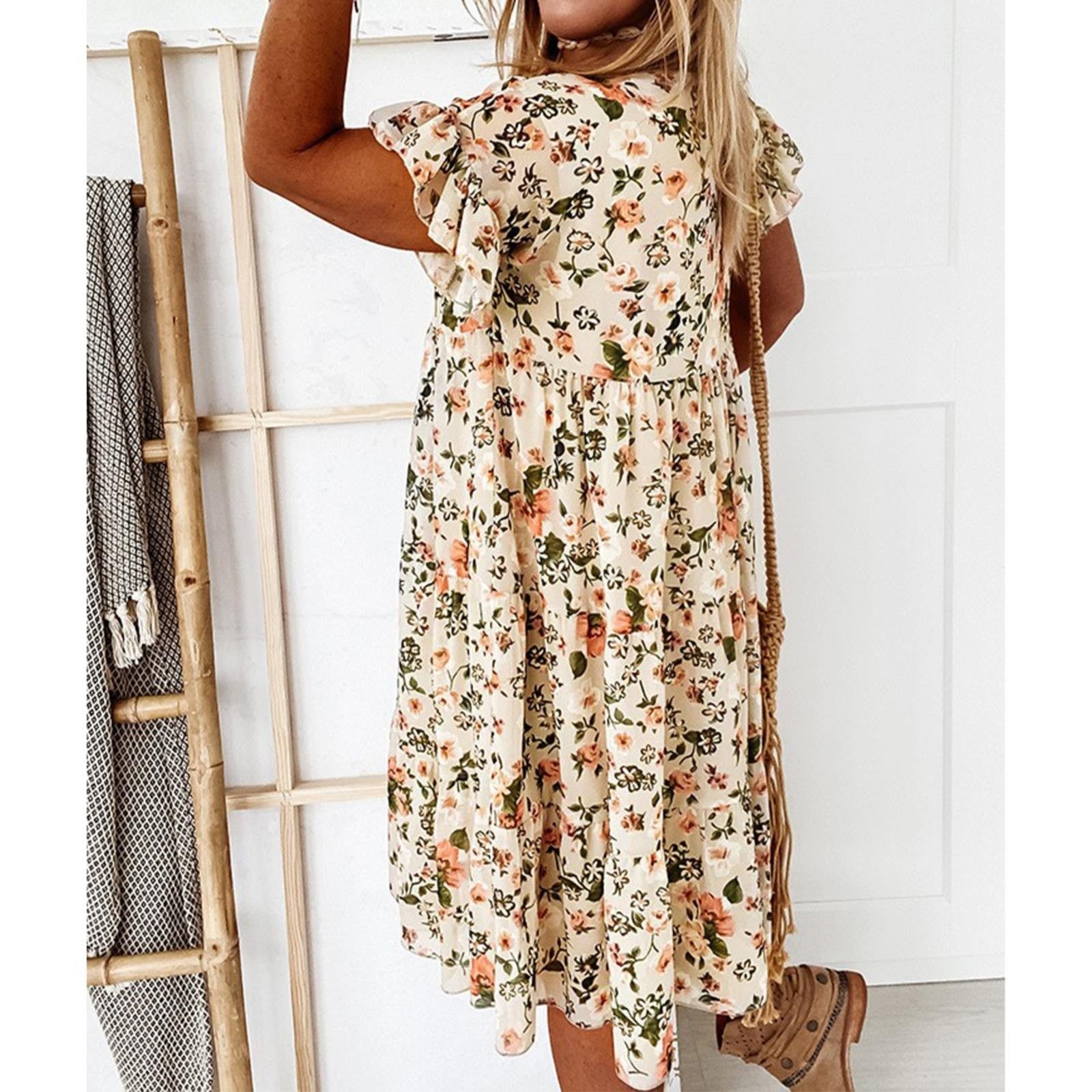 Well Tailored Dress with a Graceful Silhouette