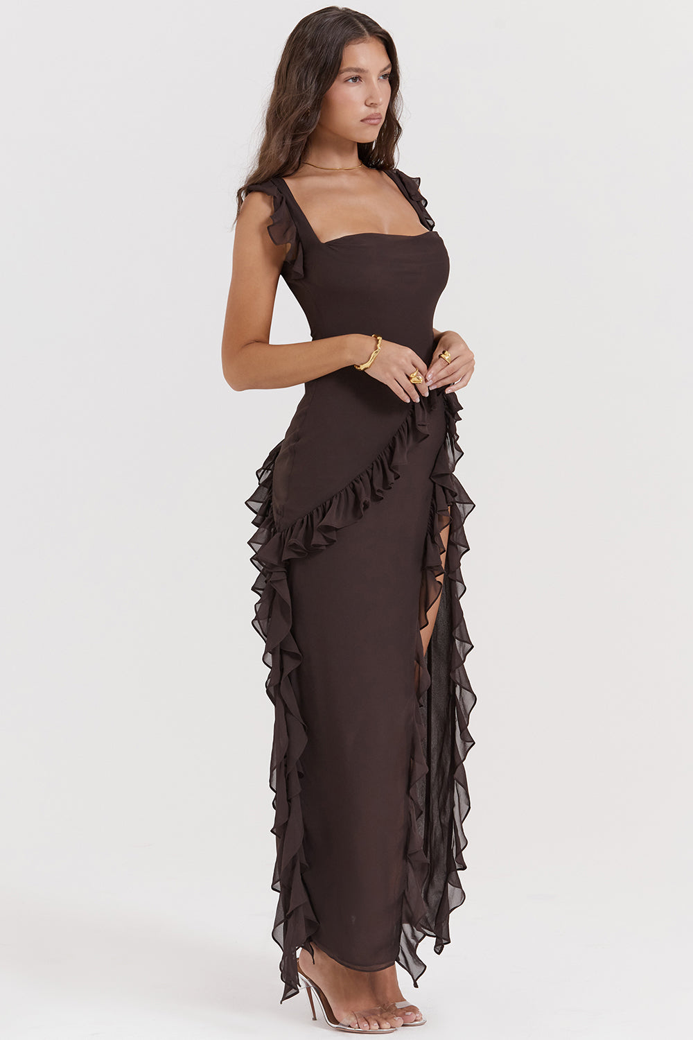 Beautifully Finished Dress in a Timeless Design