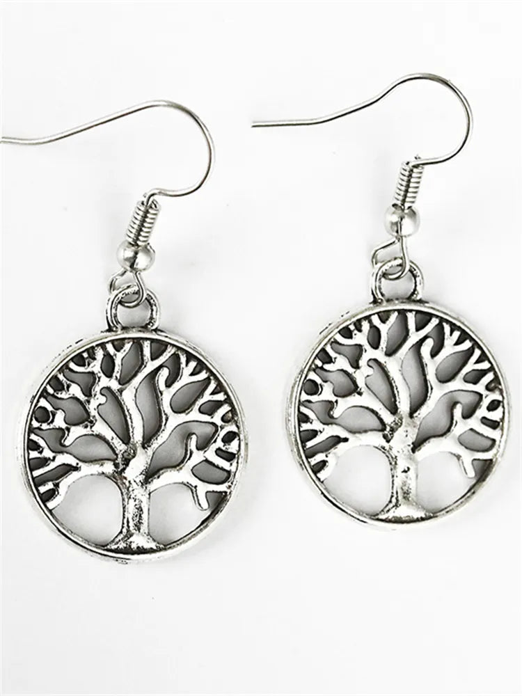 Charming Earring for Any Occasion