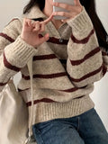 Elena® | V-neck knitted sweater