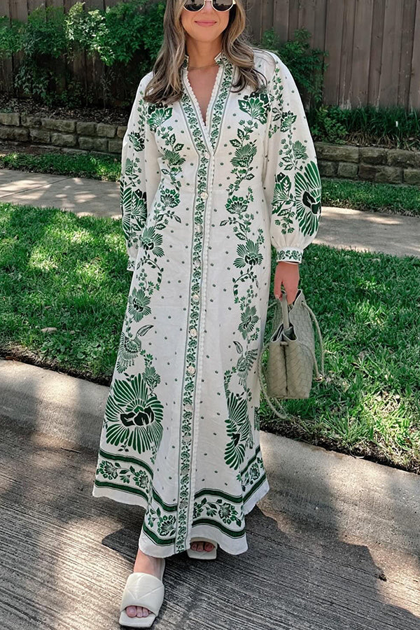 A Vintage Style Dress with Delicate Timeless Details