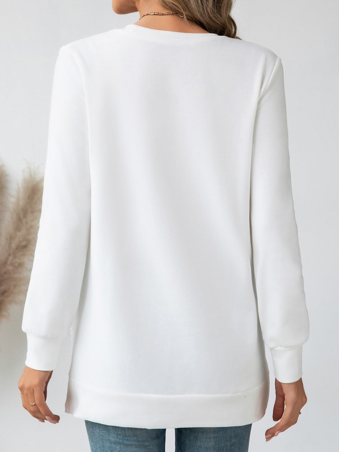 Gracefully Styled Blouse for Any Occasion