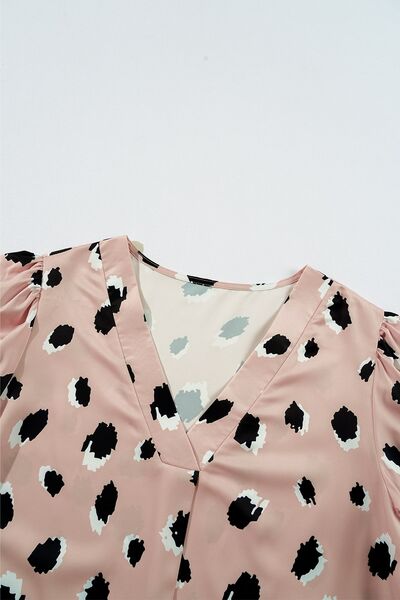 Beautifully Finished Blouse in a Timeless Design