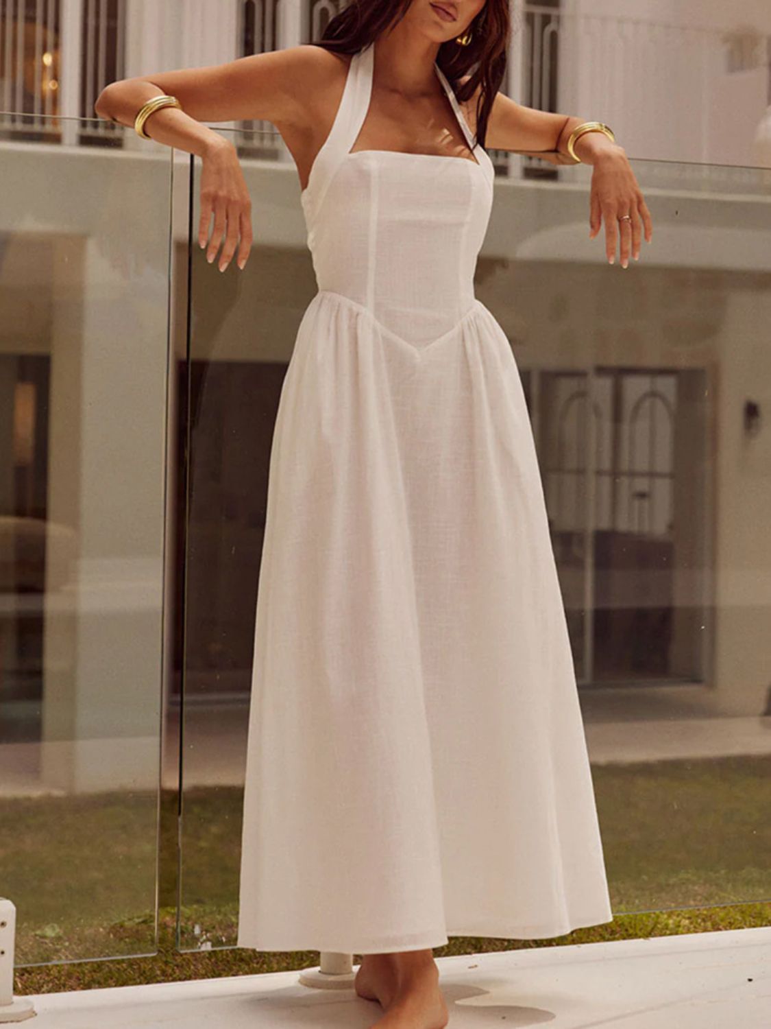 Gracefully Styled Dress for Any Occasion
