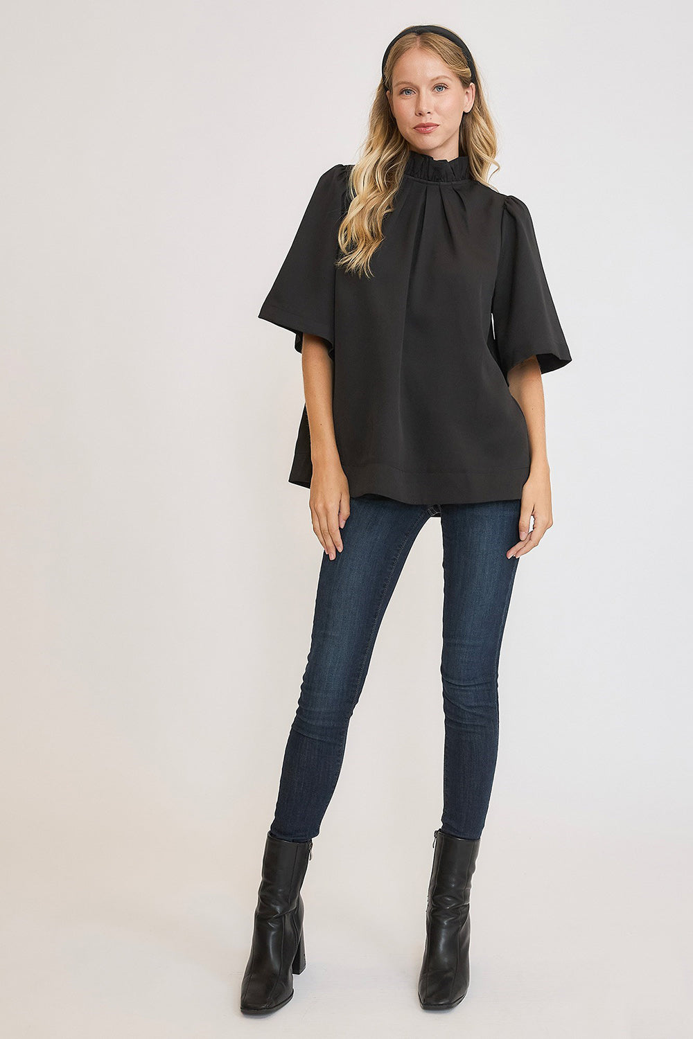 Sophisticated Blouse with a Clean Classic Look