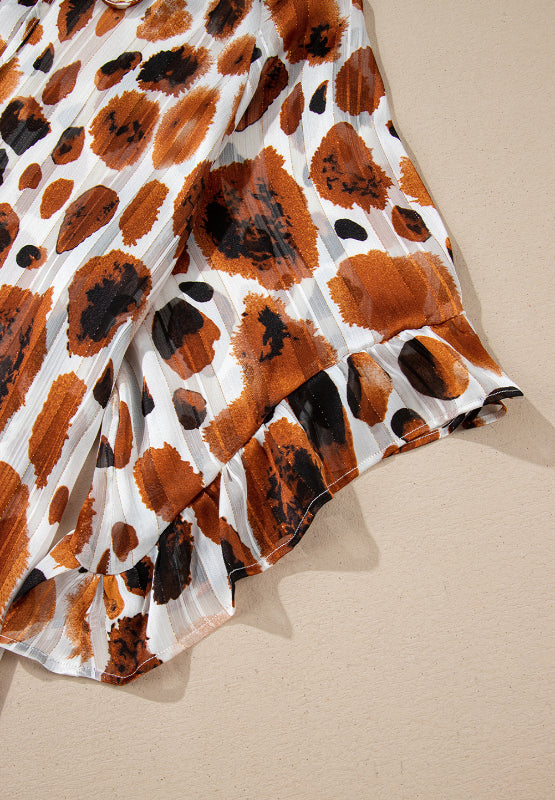 Sophisticated Blouse with a Clean Classic Look