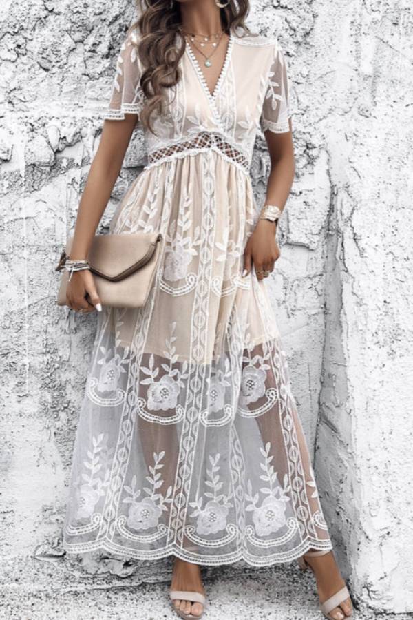 Sophisticated Dress with a Clean Classic Look