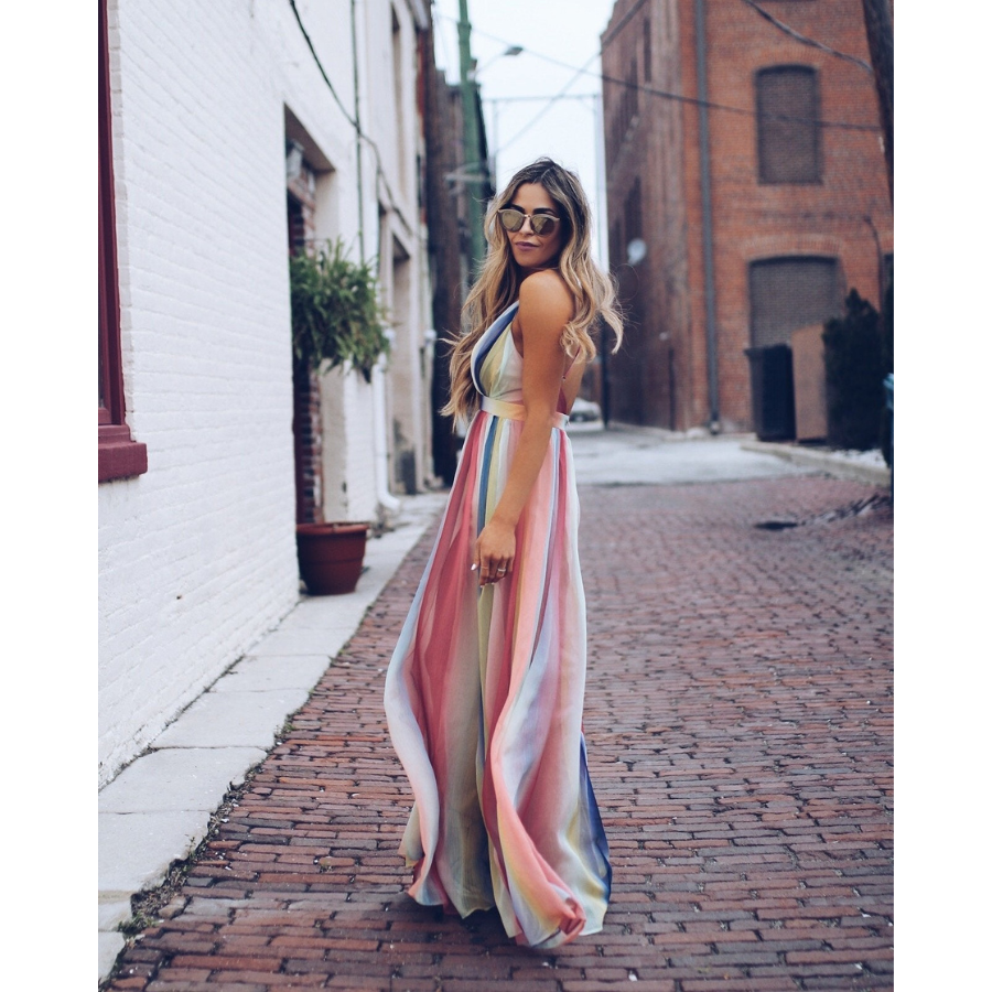 Sophisticated Dress with a Clean Classic Look