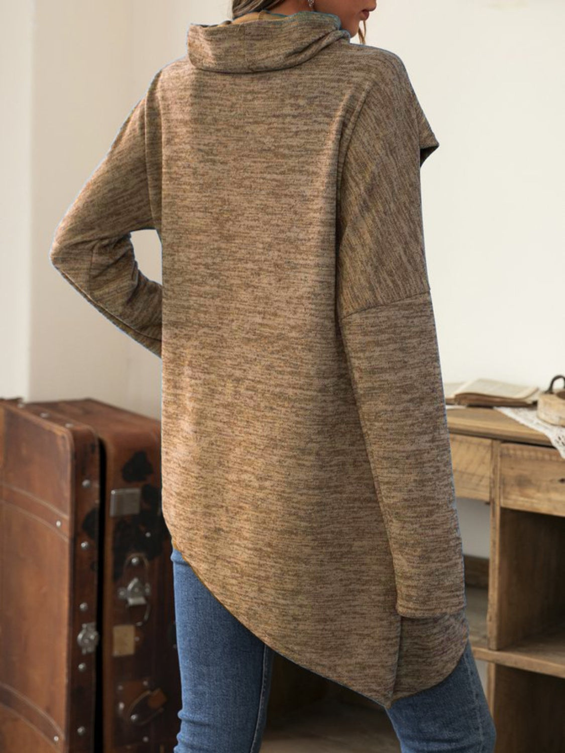 Elegantly Styled T-Shirt for Everyday Wear