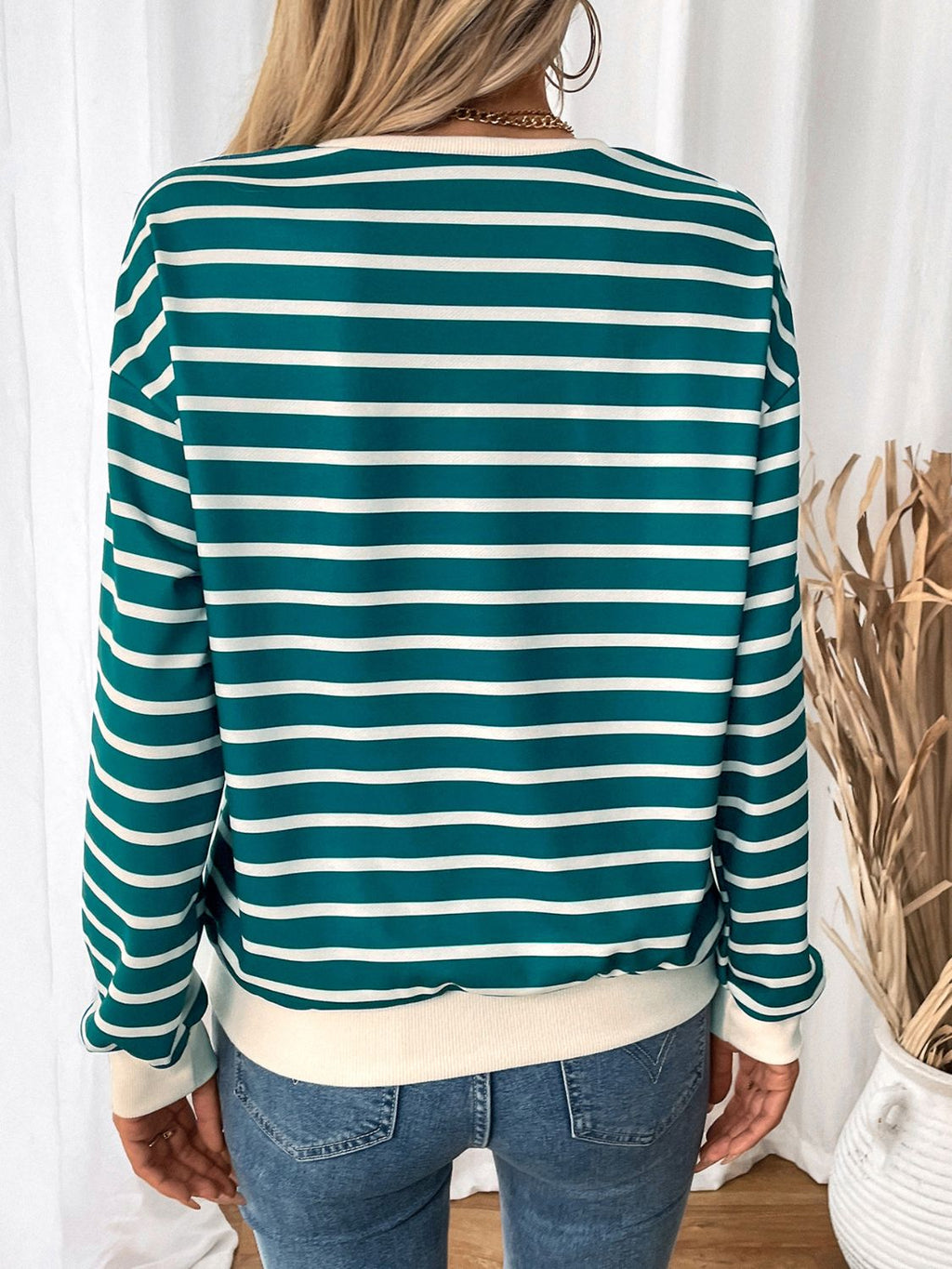 Effortlessly Elegant Shirt with a Timeless Design