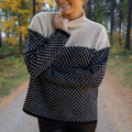 Evelyn® | Turtleneck sweater in a contrasting color