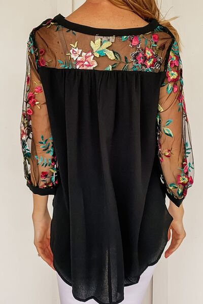 Sophisticated Blouse with a Clean Classic Look