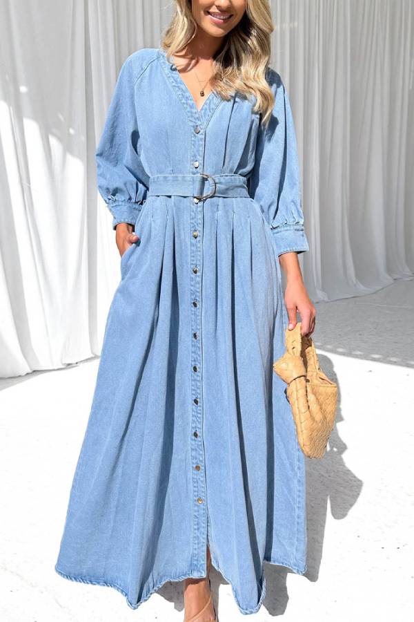 Polished Dress with an Effortless Classic Look
