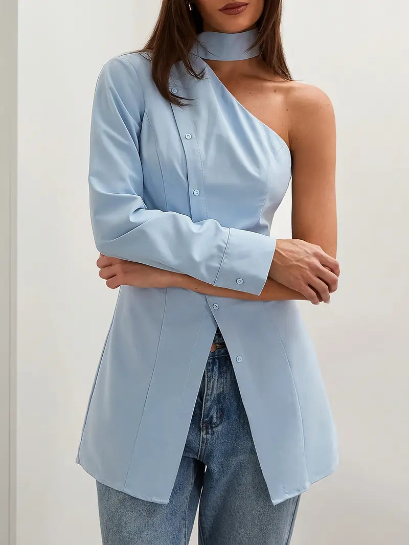 Beautifully Finished Blouse in a Timeless Design