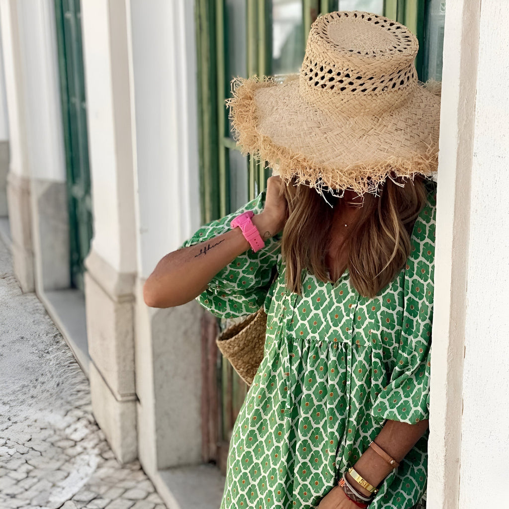Gracefully Styled Dress for Any Occasion