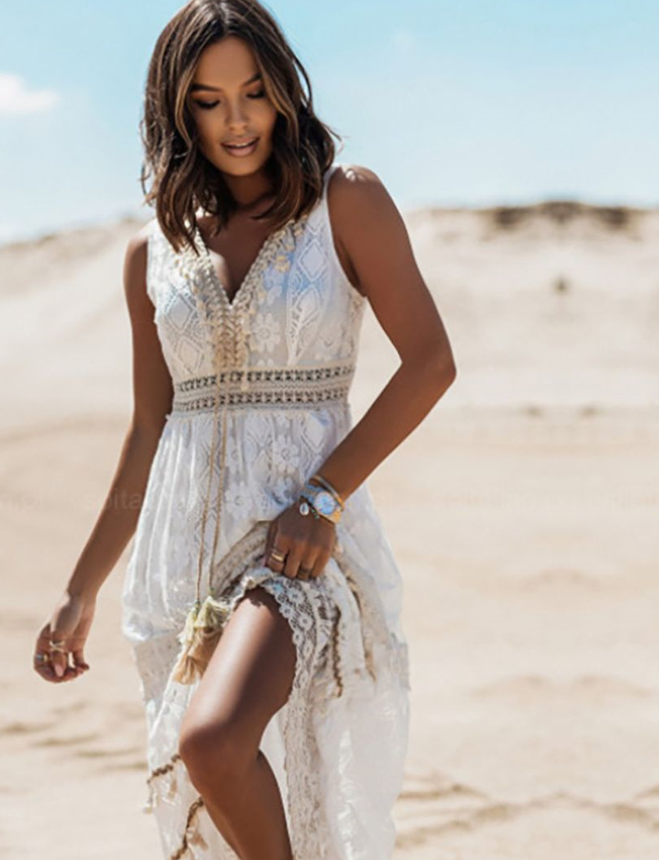 Sophisticated Dress with a Clean Classic Look