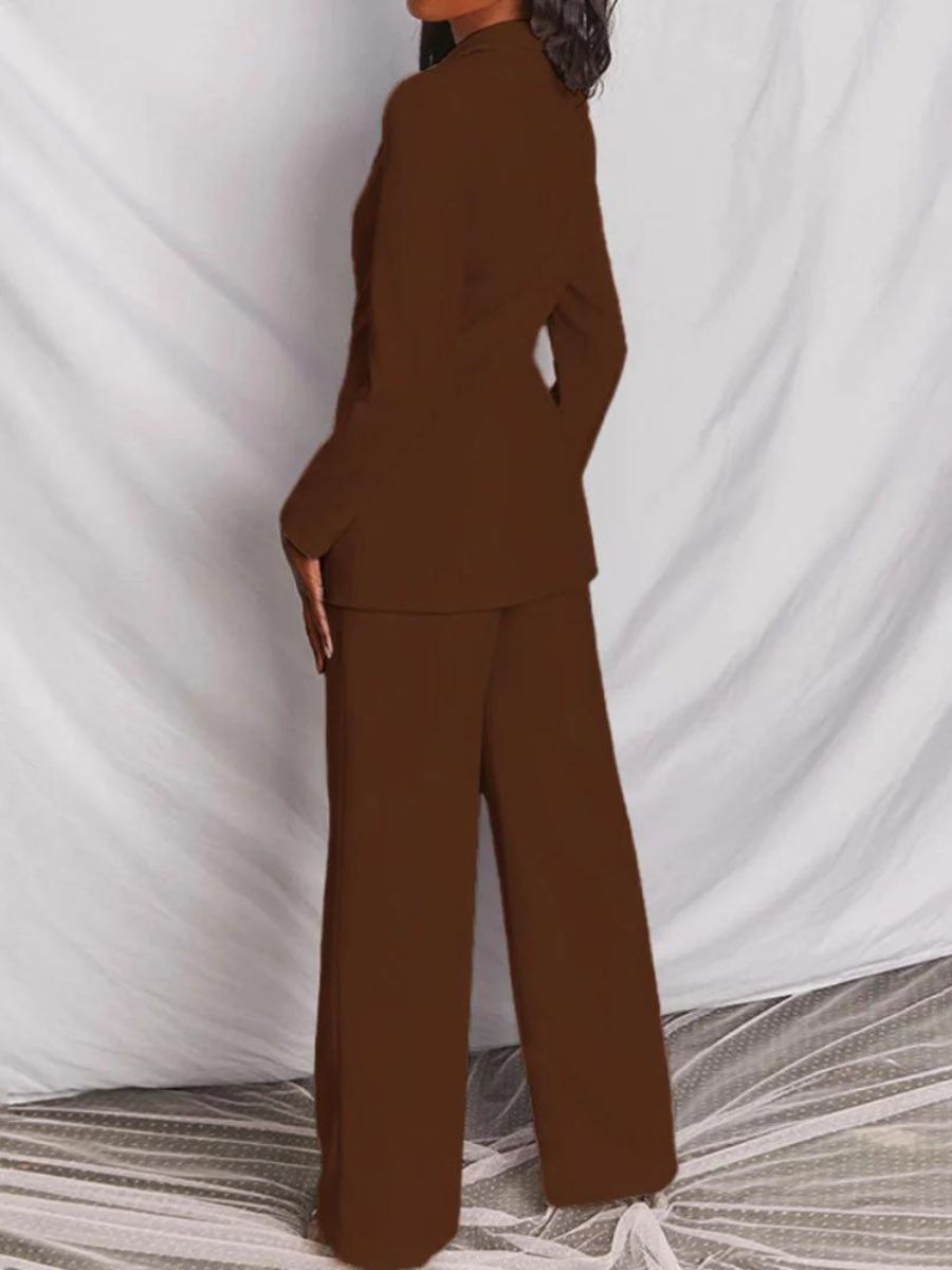 A Vintage Style Trousers with Delicate Timeless Details