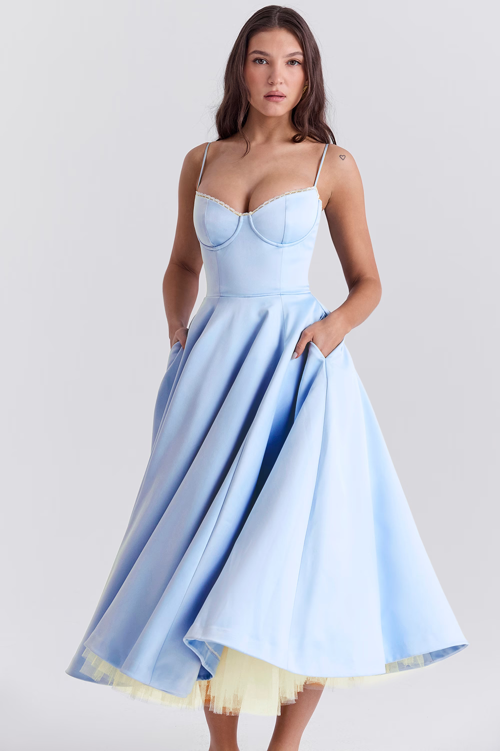 Polished Dress with an Effortless Classic Look