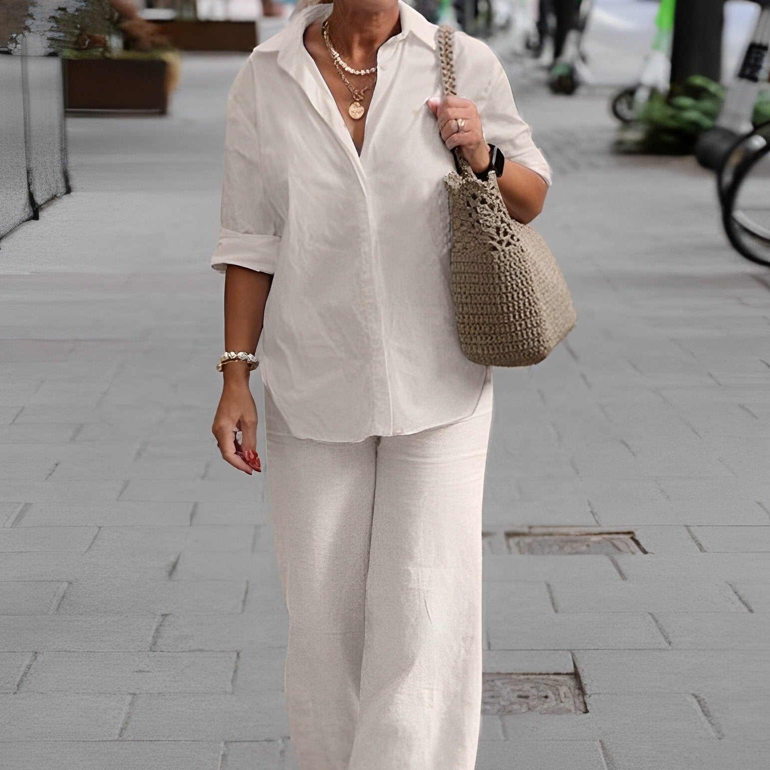 Beautifully Finished Trousers in a Timeless Design