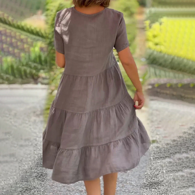 Sophisticated Dress with a Clean Classic Look