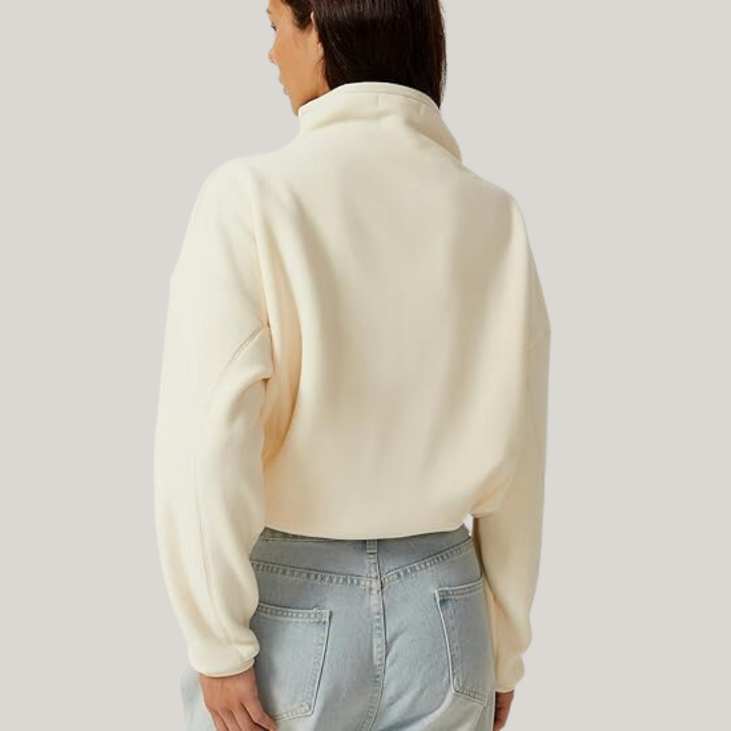 Effortlessly Elegant Shirt with a Timeless Design