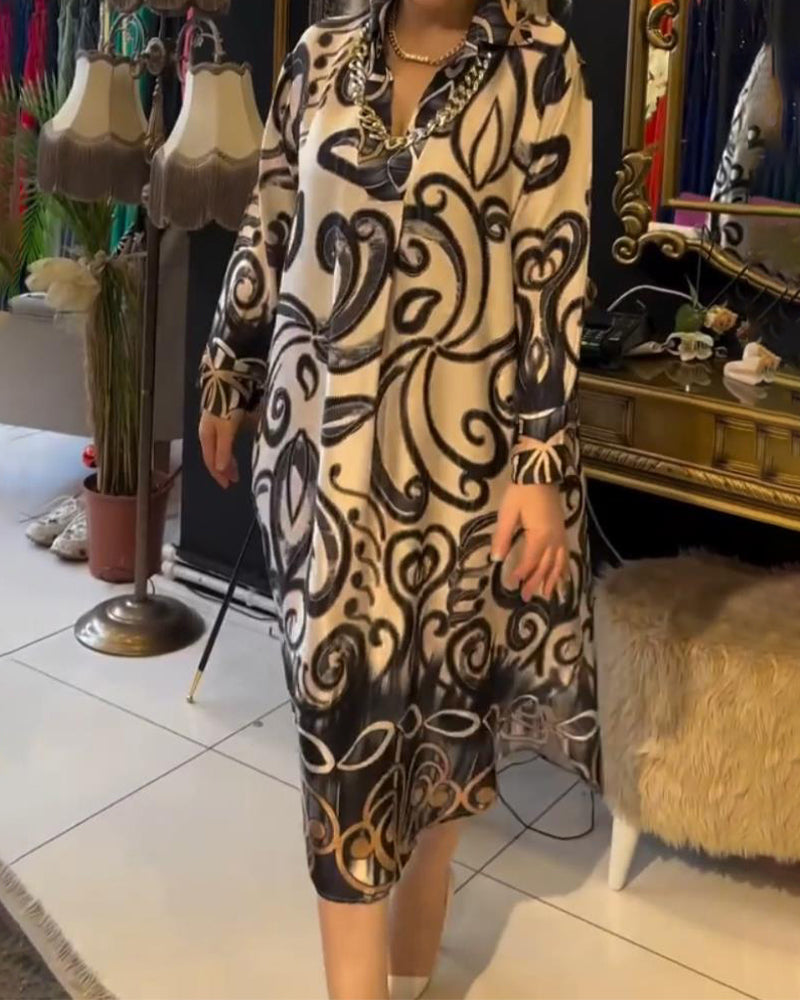 Classic Vintage Dress with a Flattering Fit