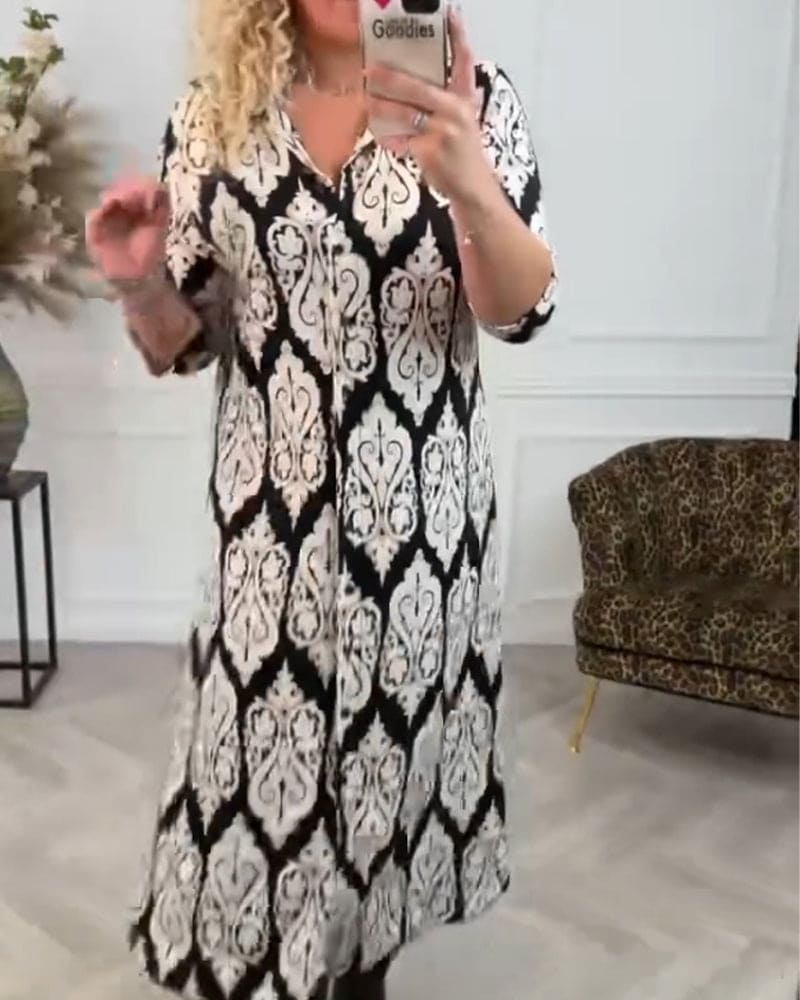 Effortlessly Elegant Dress with a Timeless Design